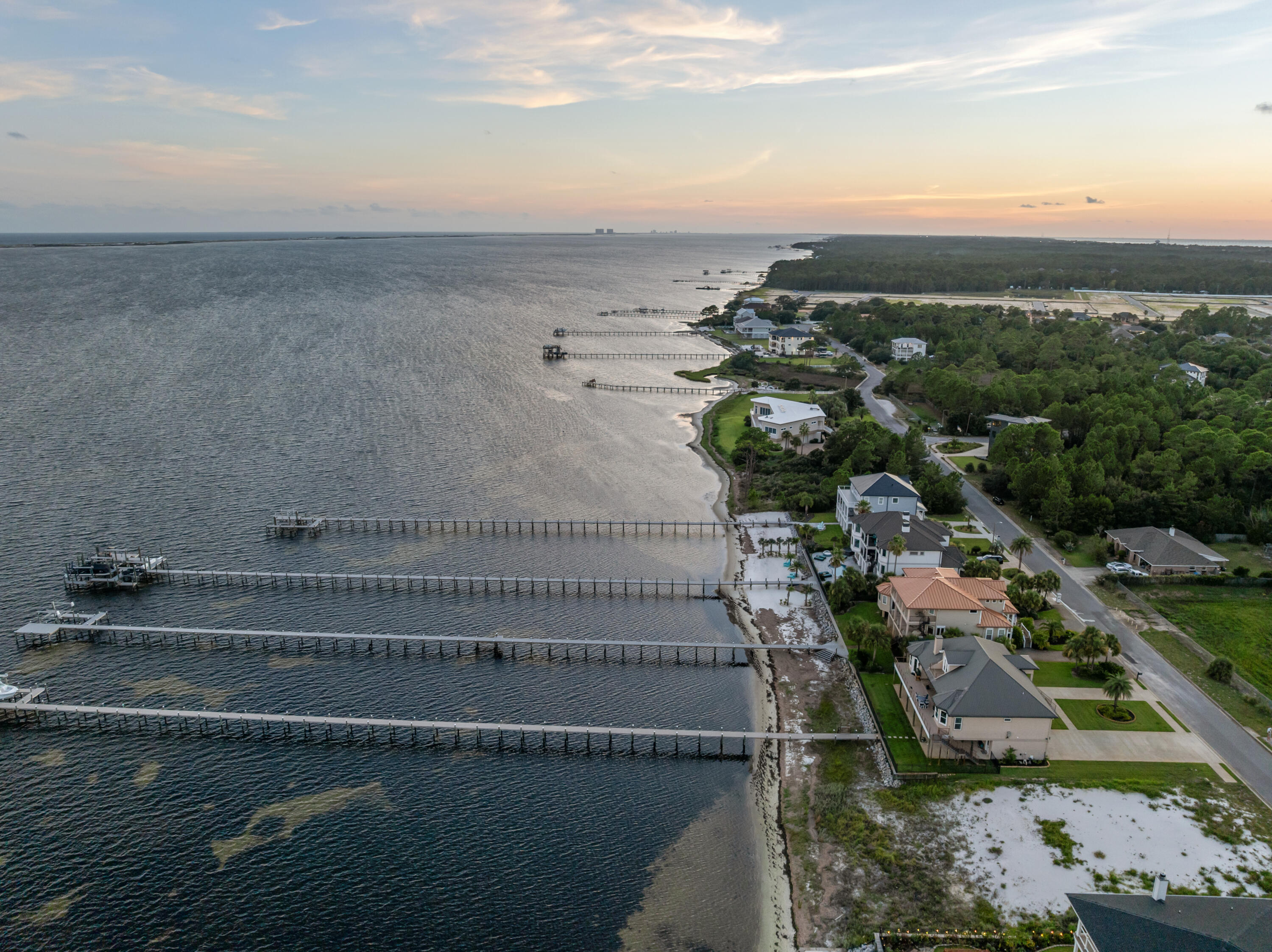 1610 Winding Shore Drive Gulf Breeze FL 32563