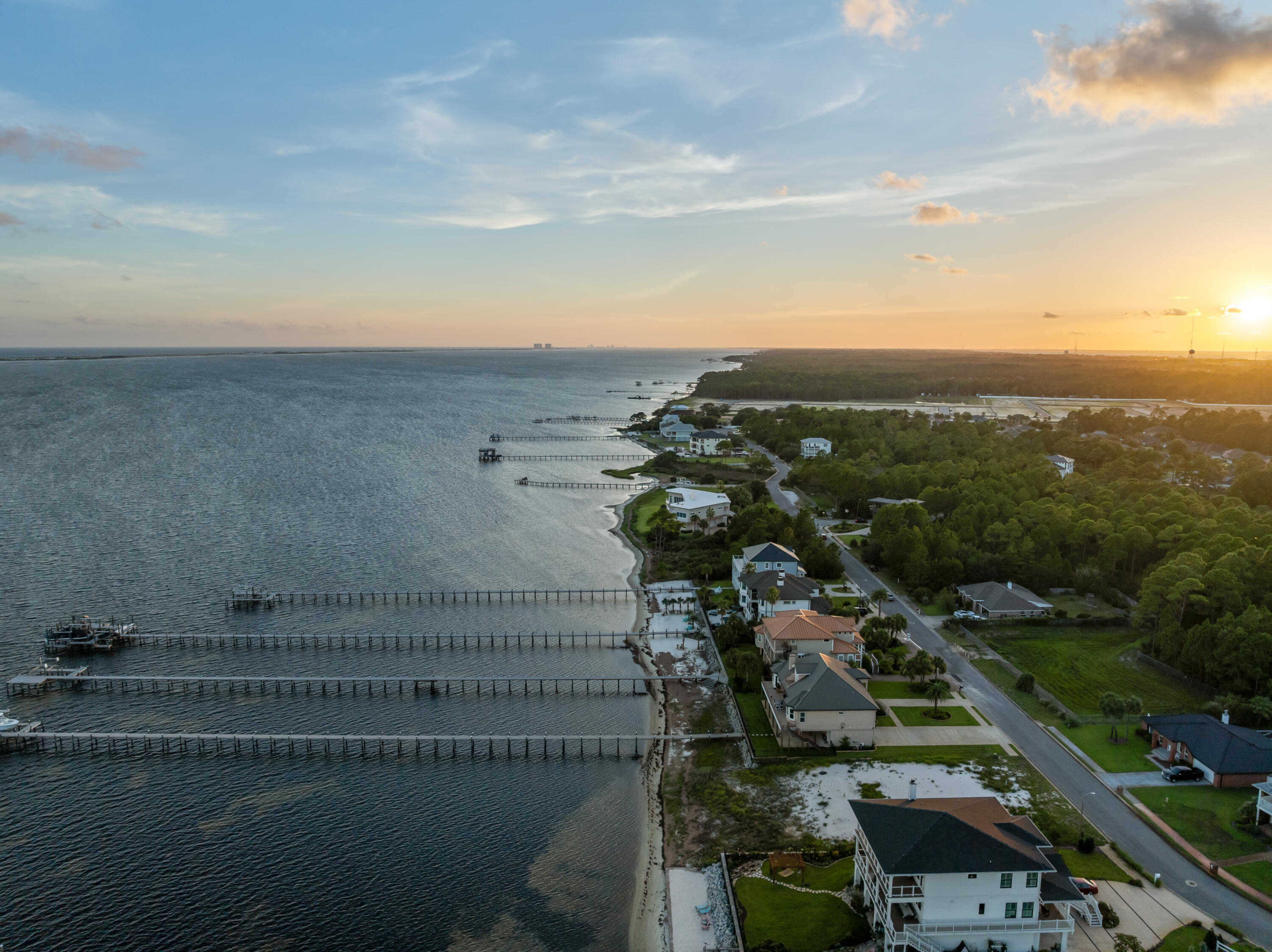 1610 Winding Shore Drive Gulf Breeze FL 32563