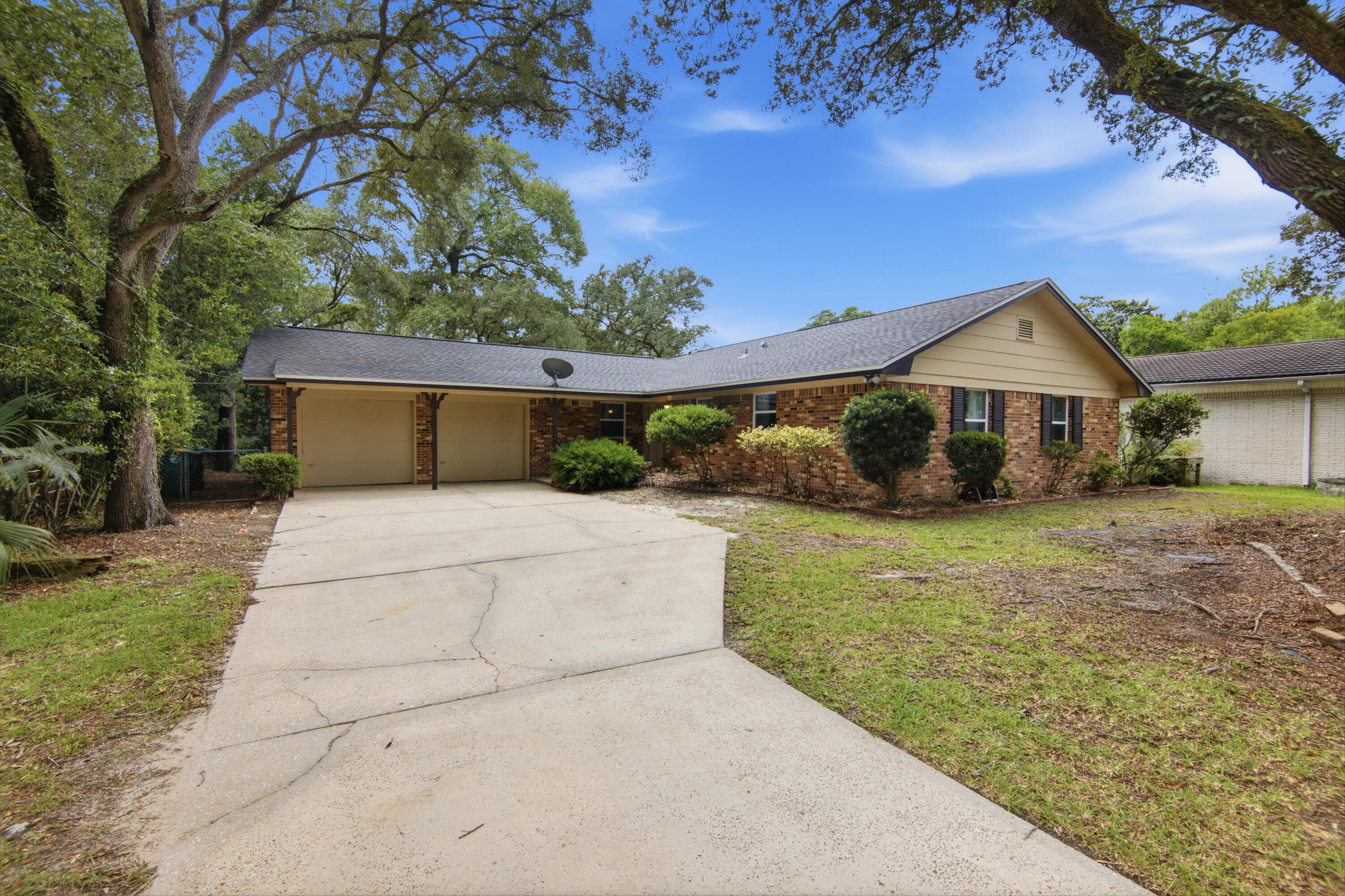 Fort Walton Beach FL, 716 Bradford Drive