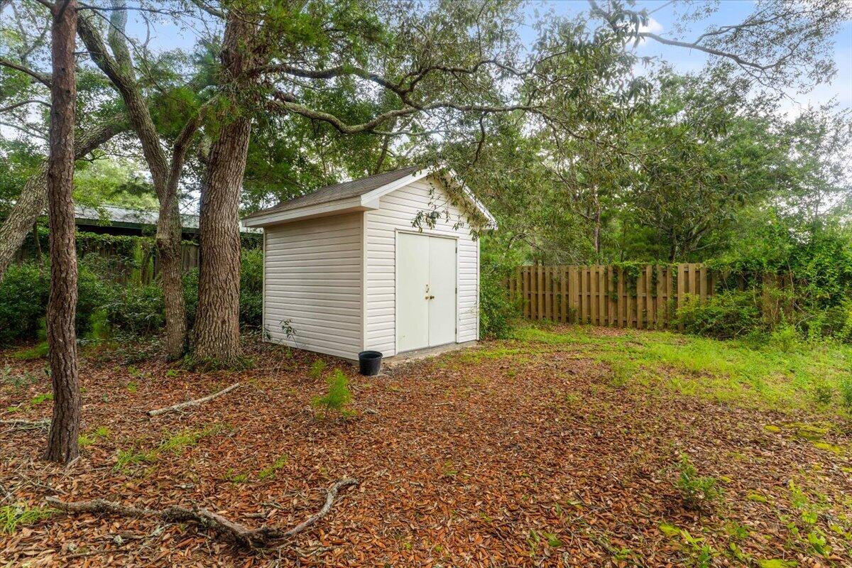6689 Bryant Street Navarre FL 32566