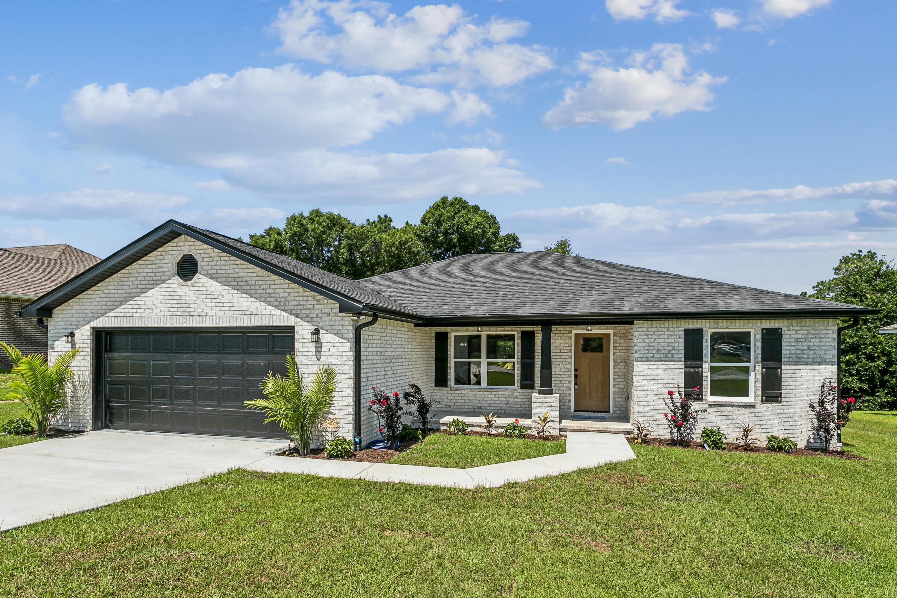 249 Paradise Palm Circle Crestview FL 32536