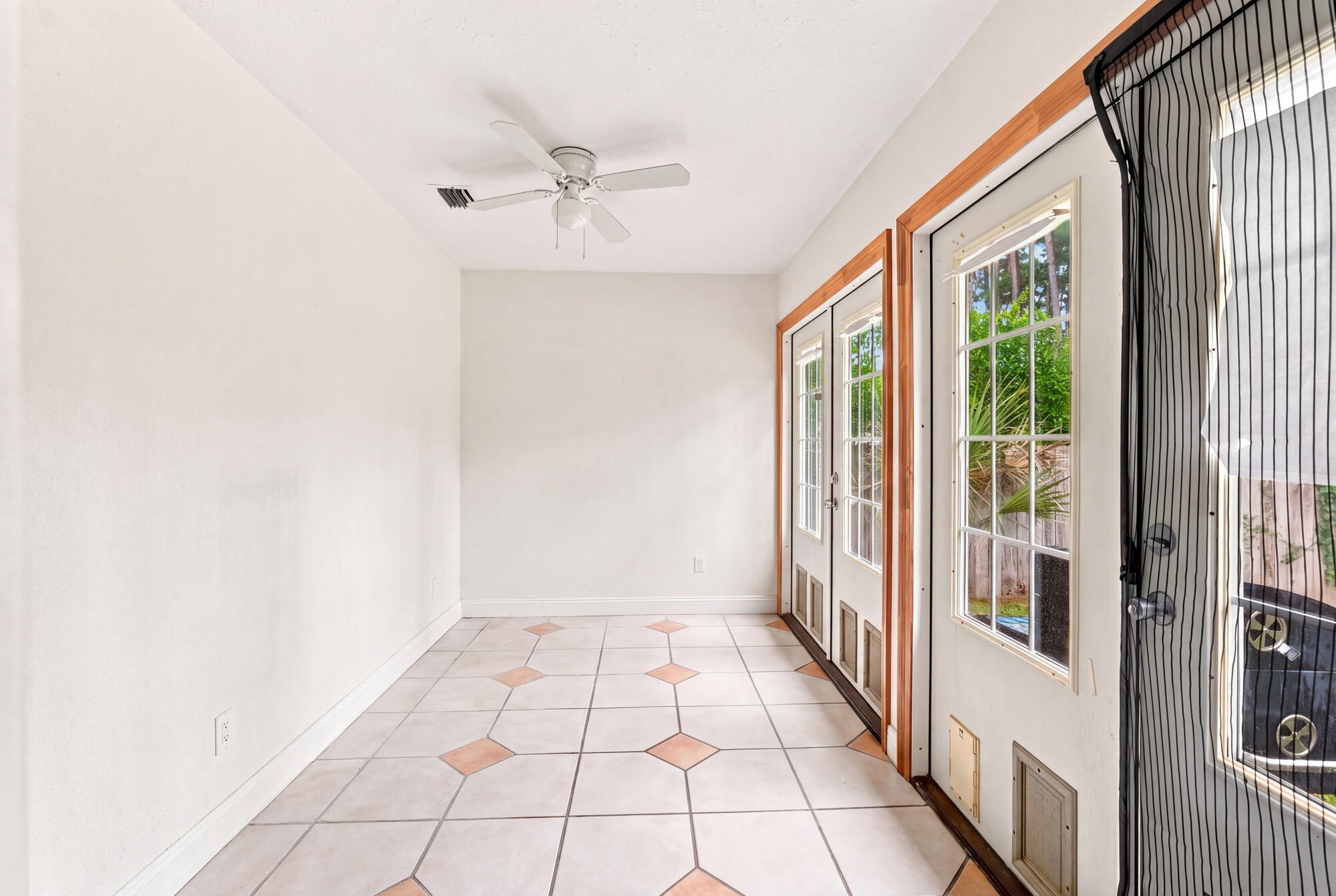 208 Palm Circle Panama City Beach FL 32413