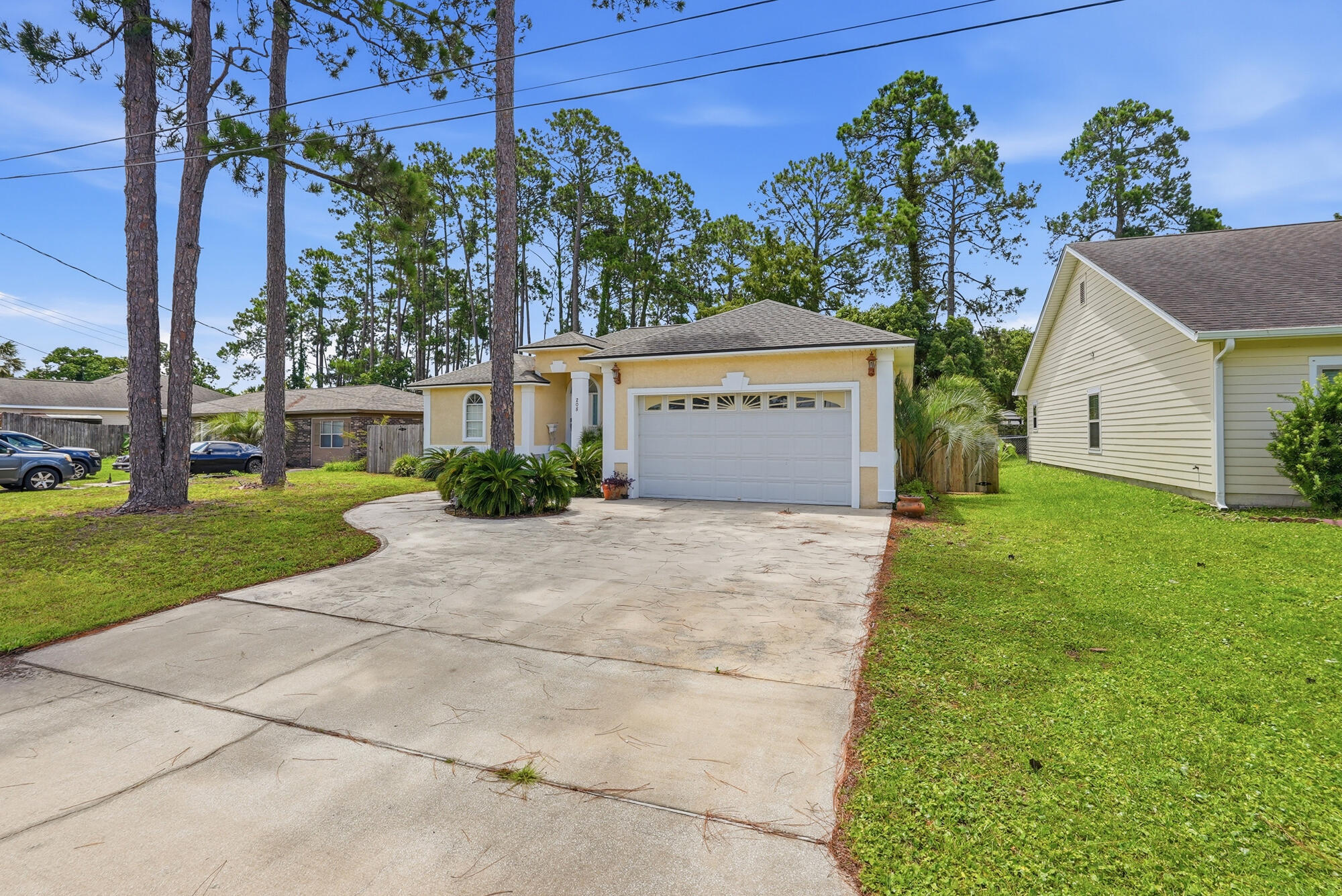 208 Palm Circle Panama City Beach FL 32413