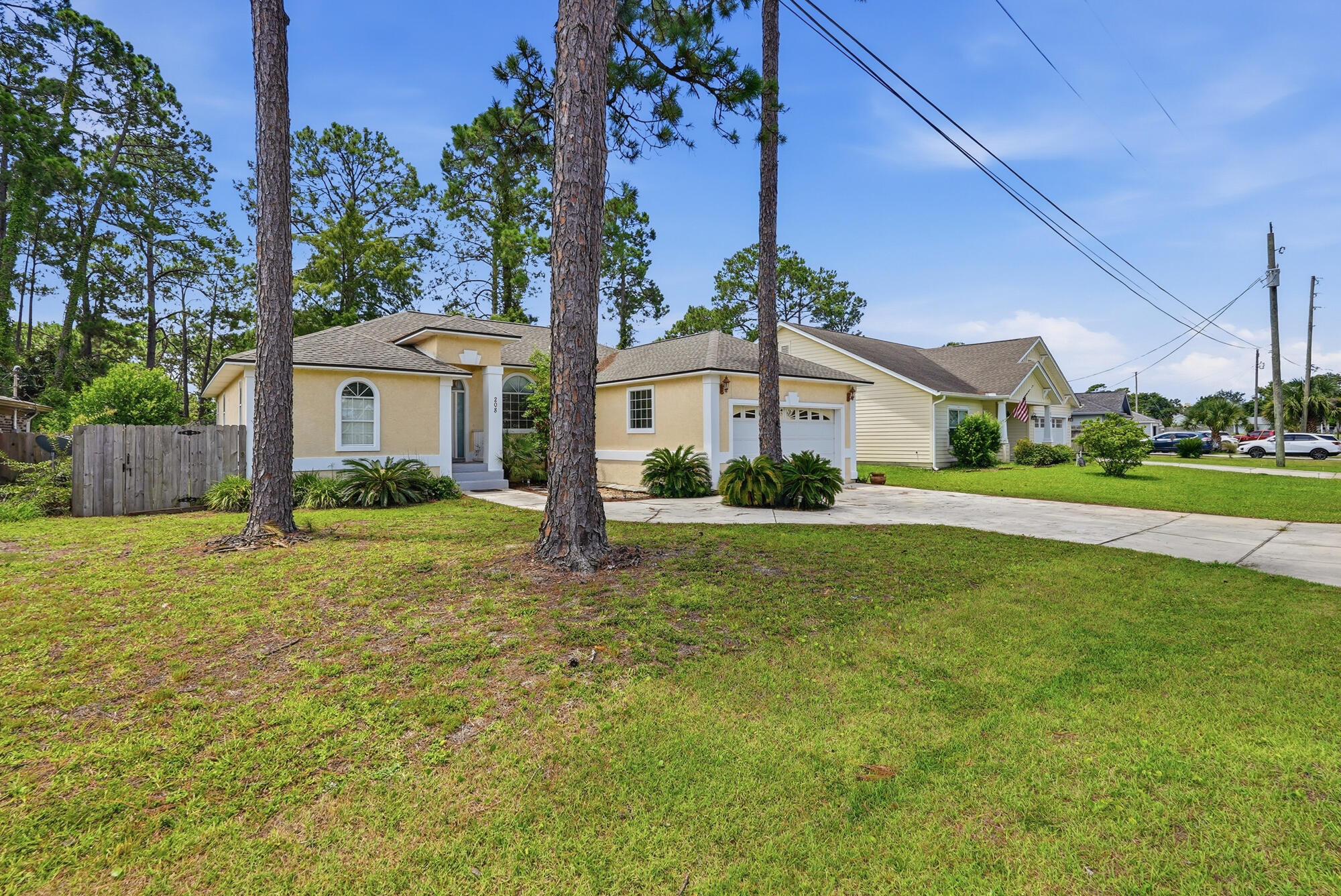 208 Palm Circle Panama City Beach FL 32413