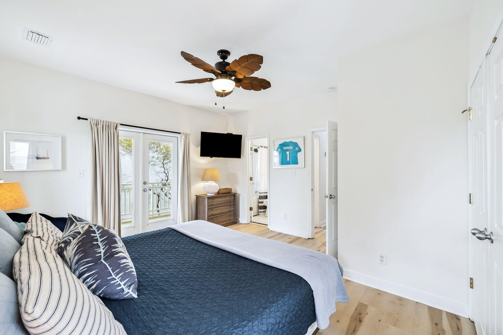 34 E Lifeguard Loop Inlet Beach FL 32461