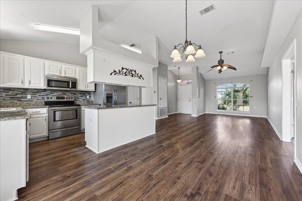 1945 Shadow Lake Drive Gulf Breeze FL 32563