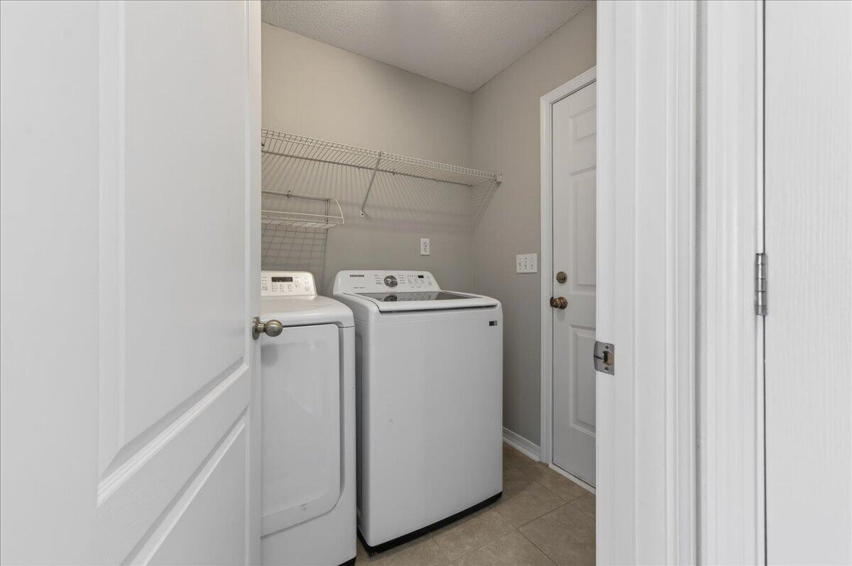 1945 Shadow Lake Drive Gulf Breeze FL 32563