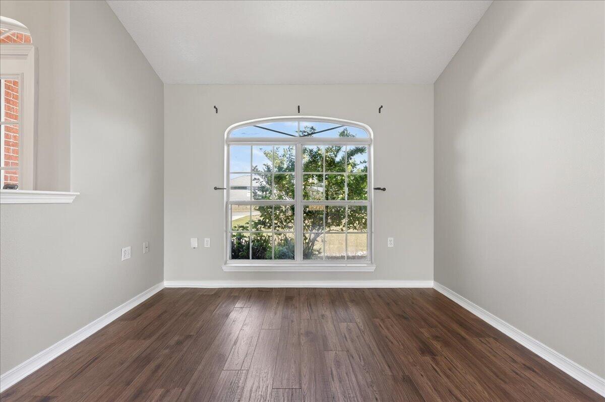 1945 Shadow Lake Drive Gulf Breeze FL 32563