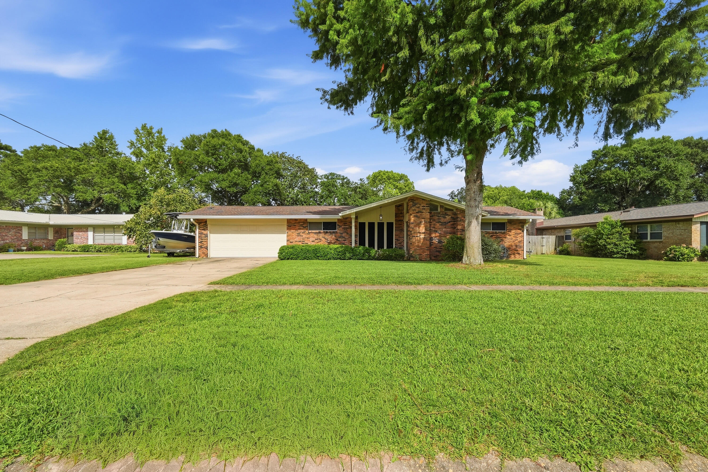 628 NE Powell Drive Fort Walton Beach FL 32547