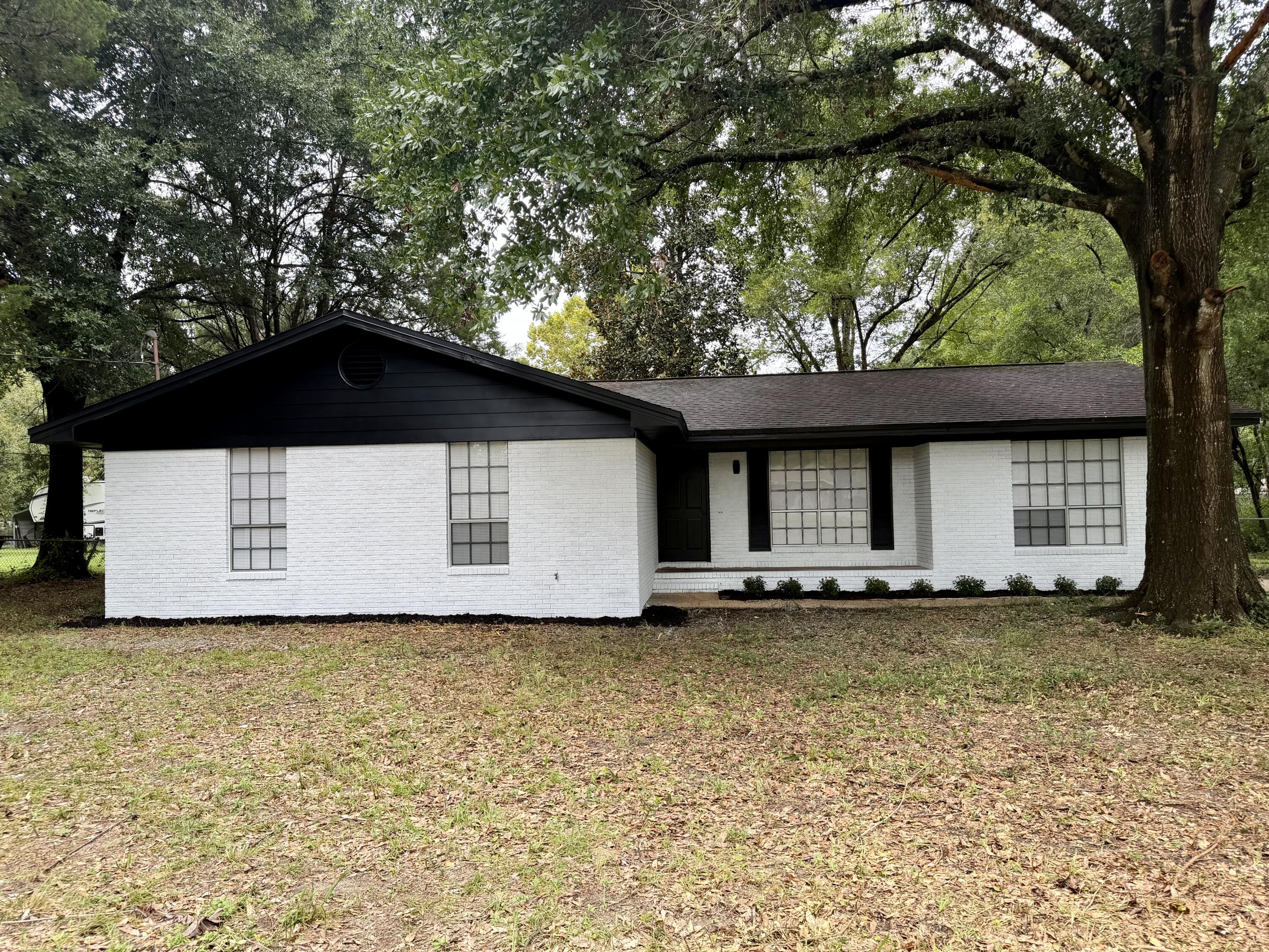 3025 Stillwell Boulevard Crestview FL 32539
