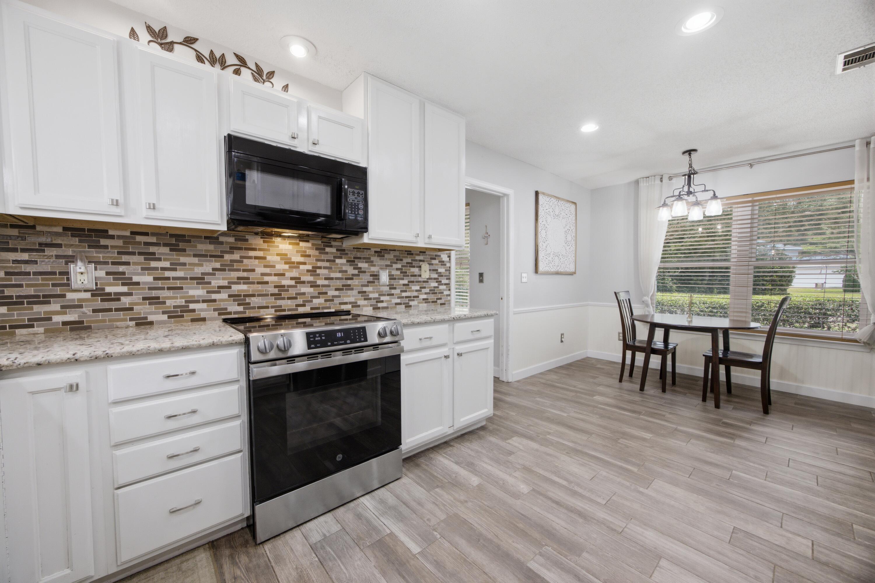 406 Greenwood Way Niceville FL 32578