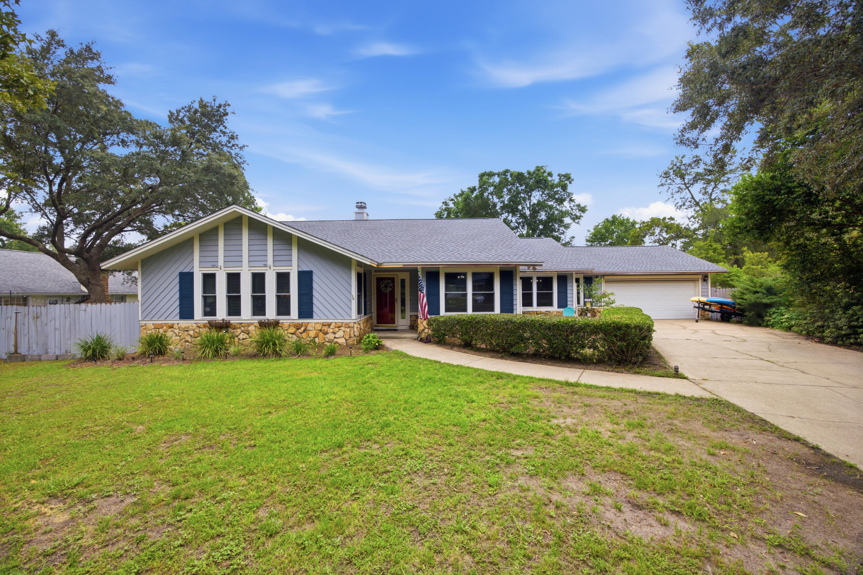 406 Greenwood Way Niceville FL 32578
