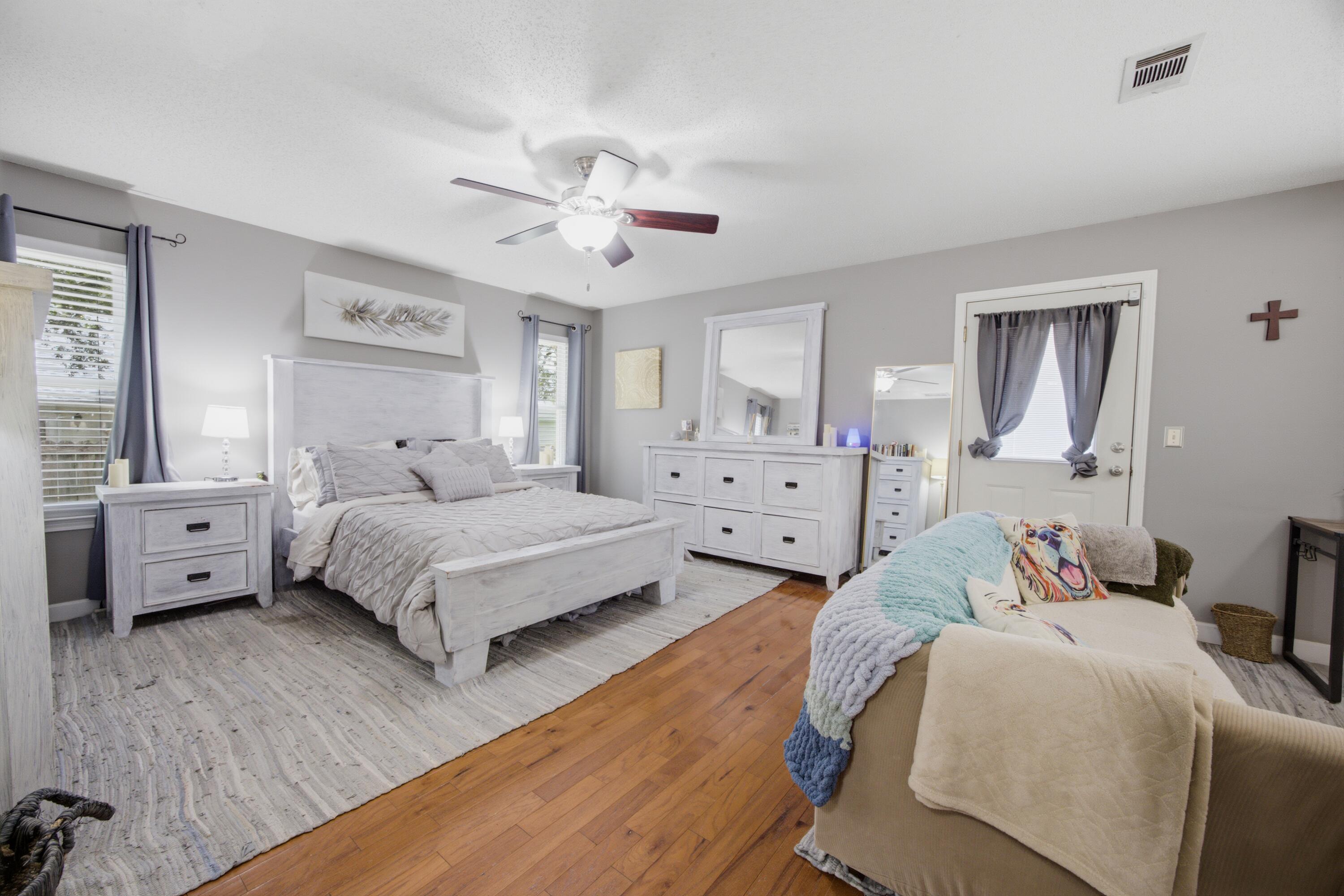 406 Greenwood Way Niceville FL 32578