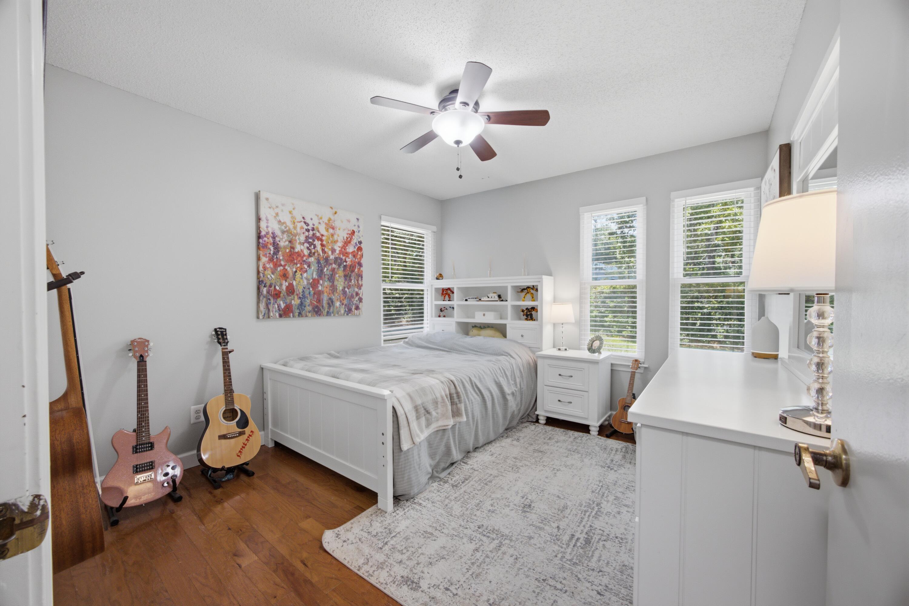 406 Greenwood Way Niceville FL 32578