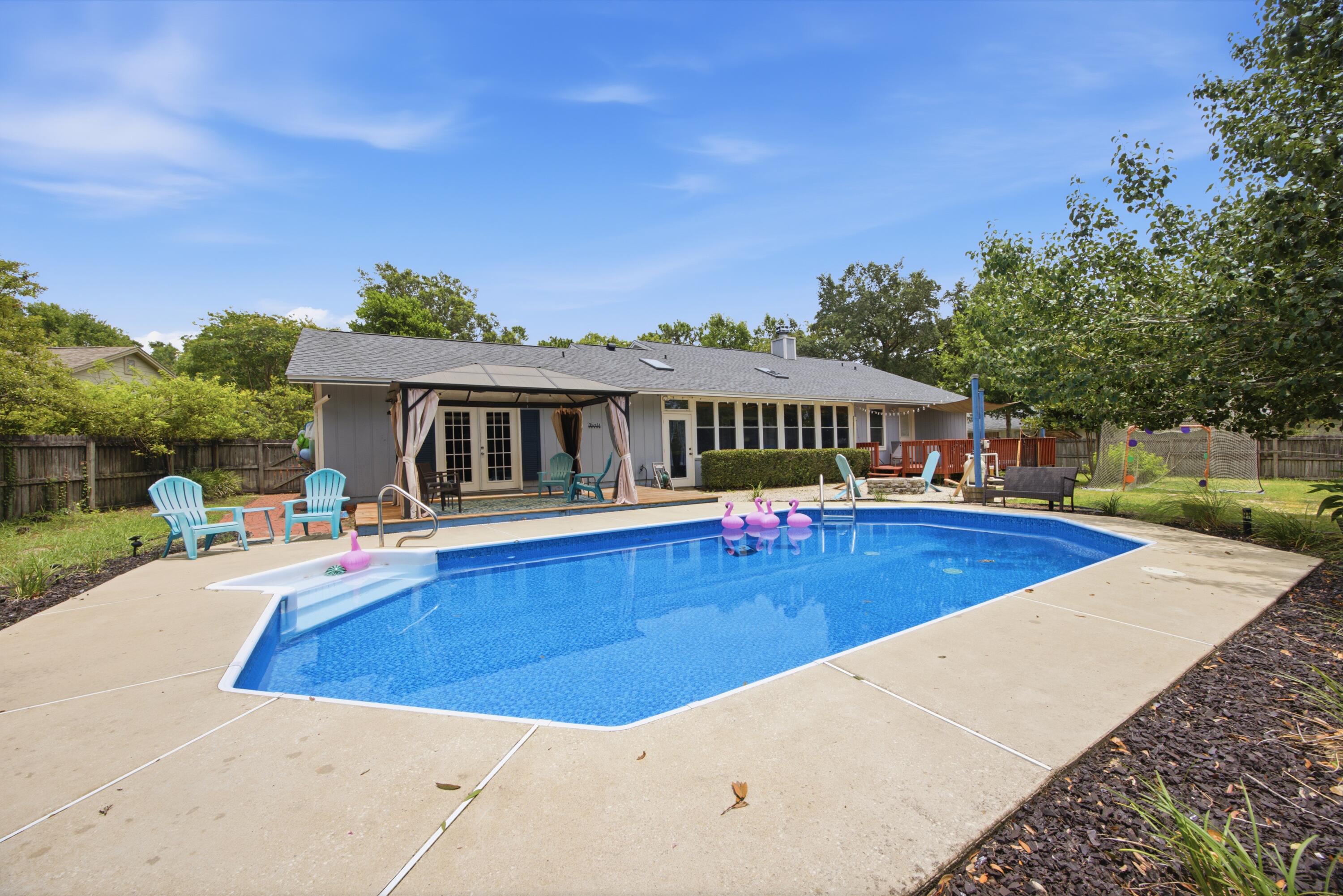 406 Greenwood Way Niceville FL 32578