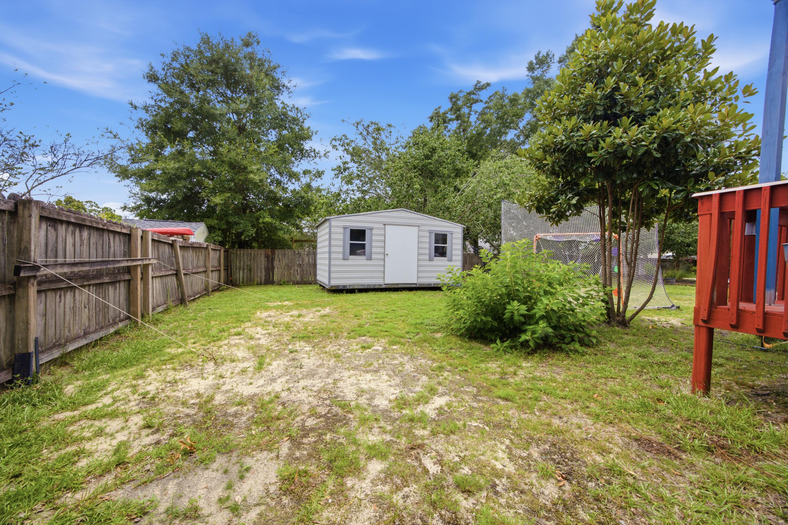 406 Greenwood Way Niceville FL 32578