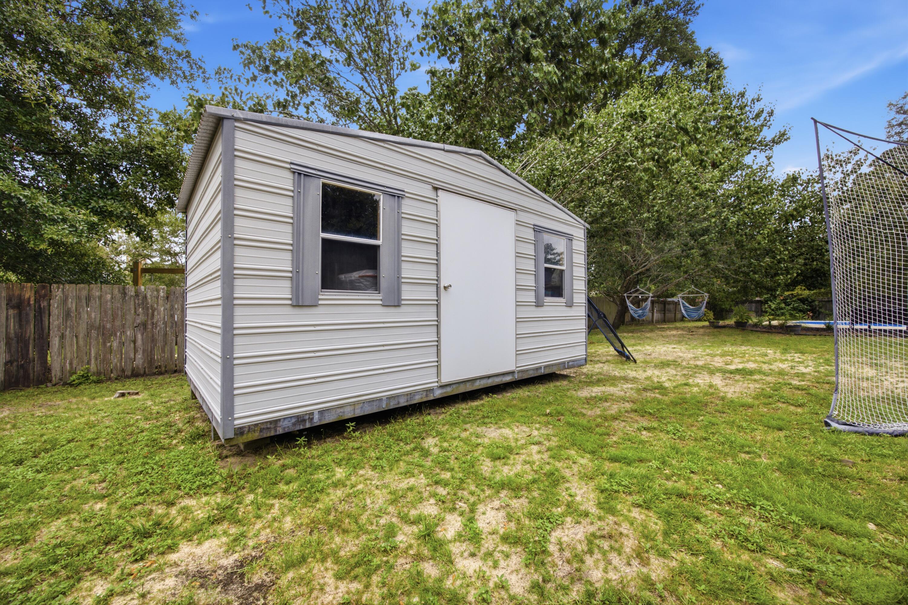 406 Greenwood Way Niceville FL 32578