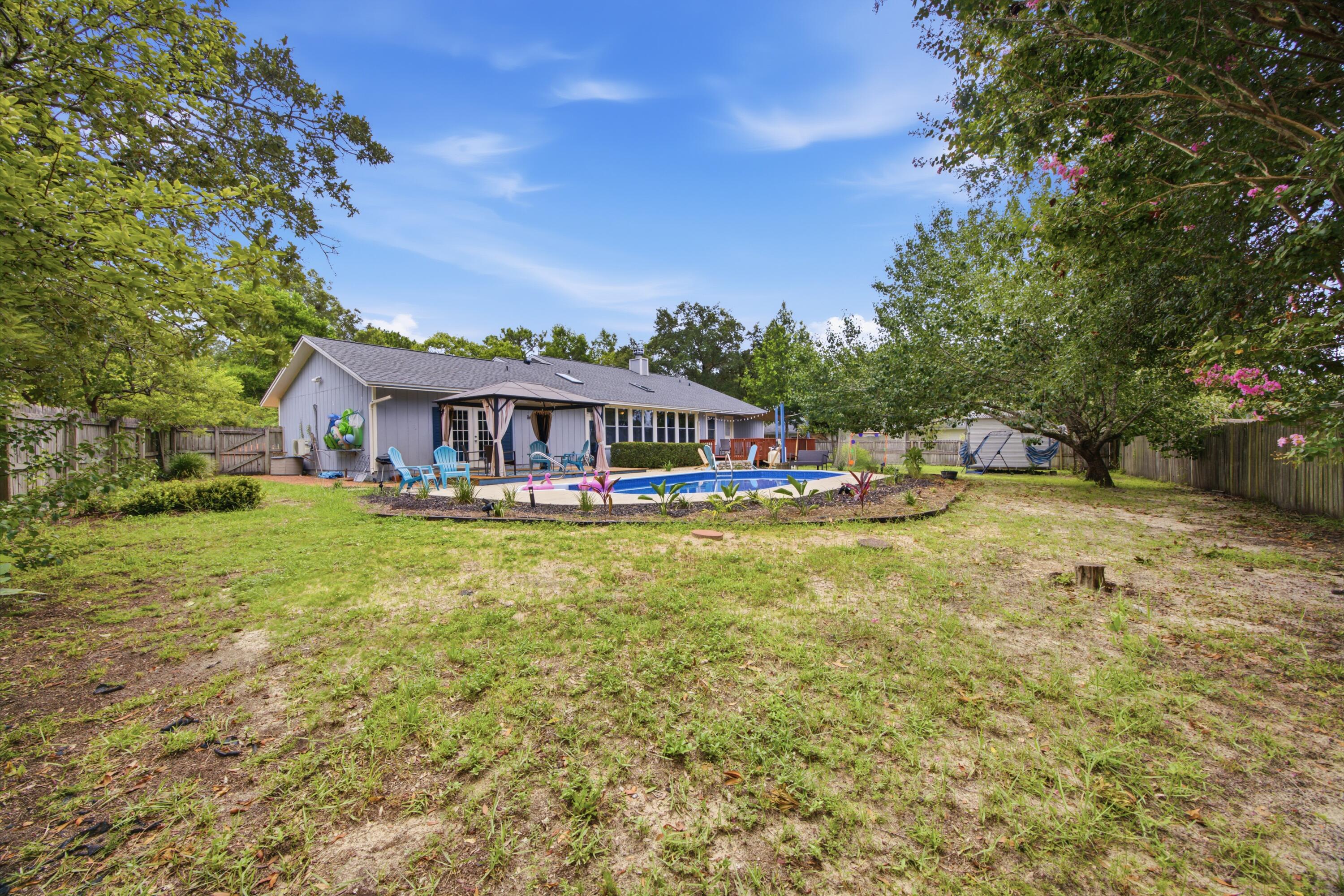 406 Greenwood Way Niceville FL 32578