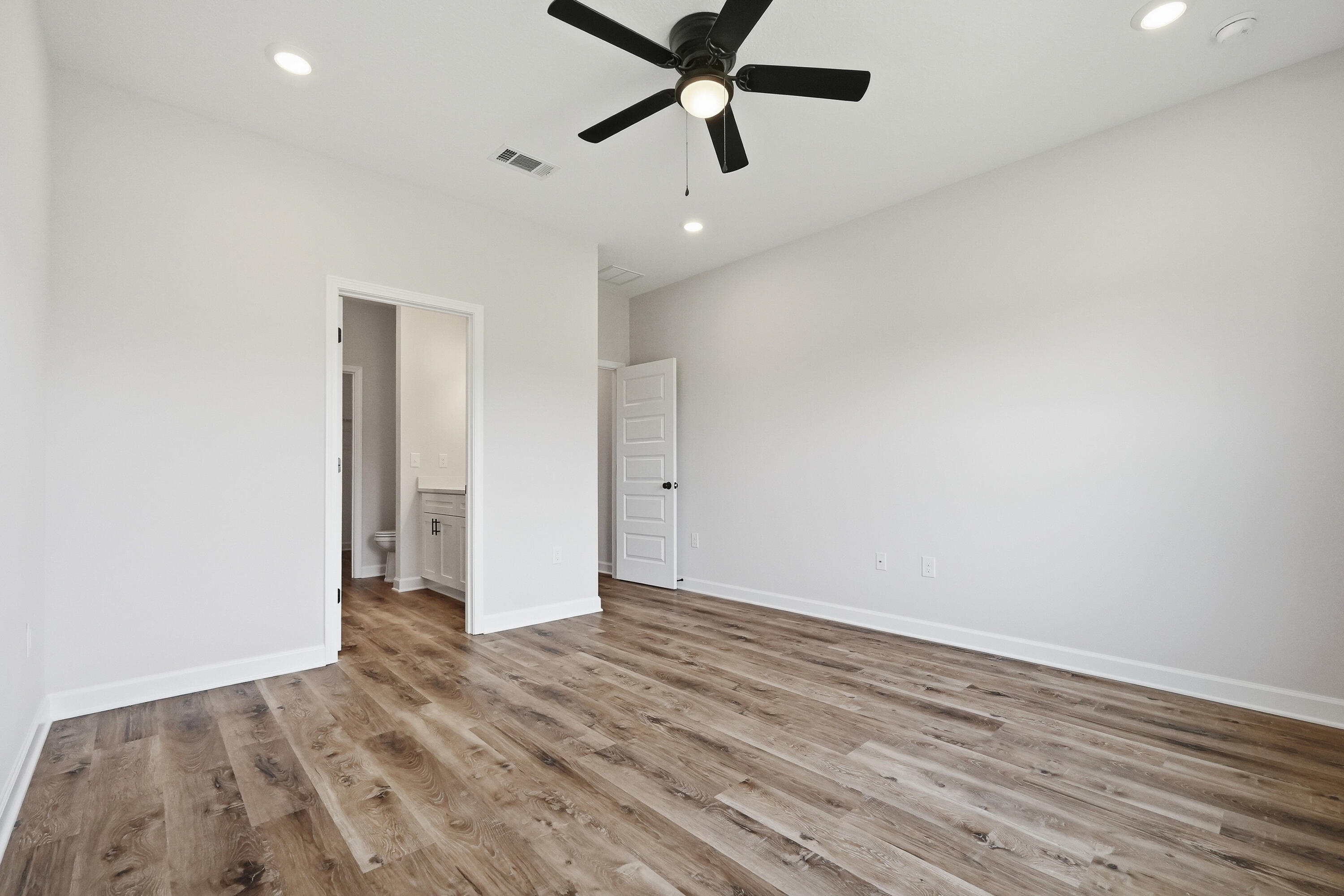 2806 Blackbird Court Crestview FL 32539