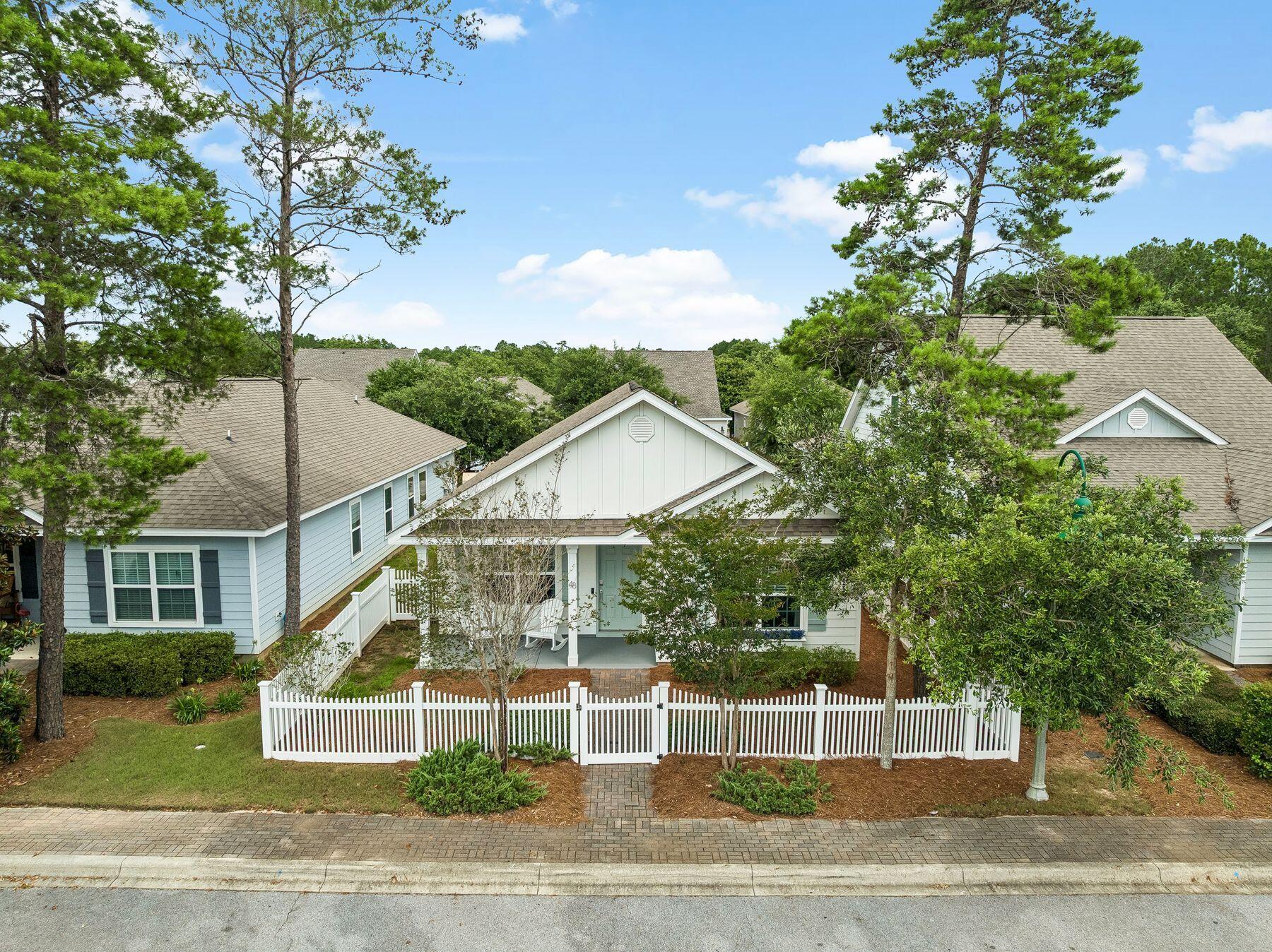 48 Sarona Street Freeport FL 32439
