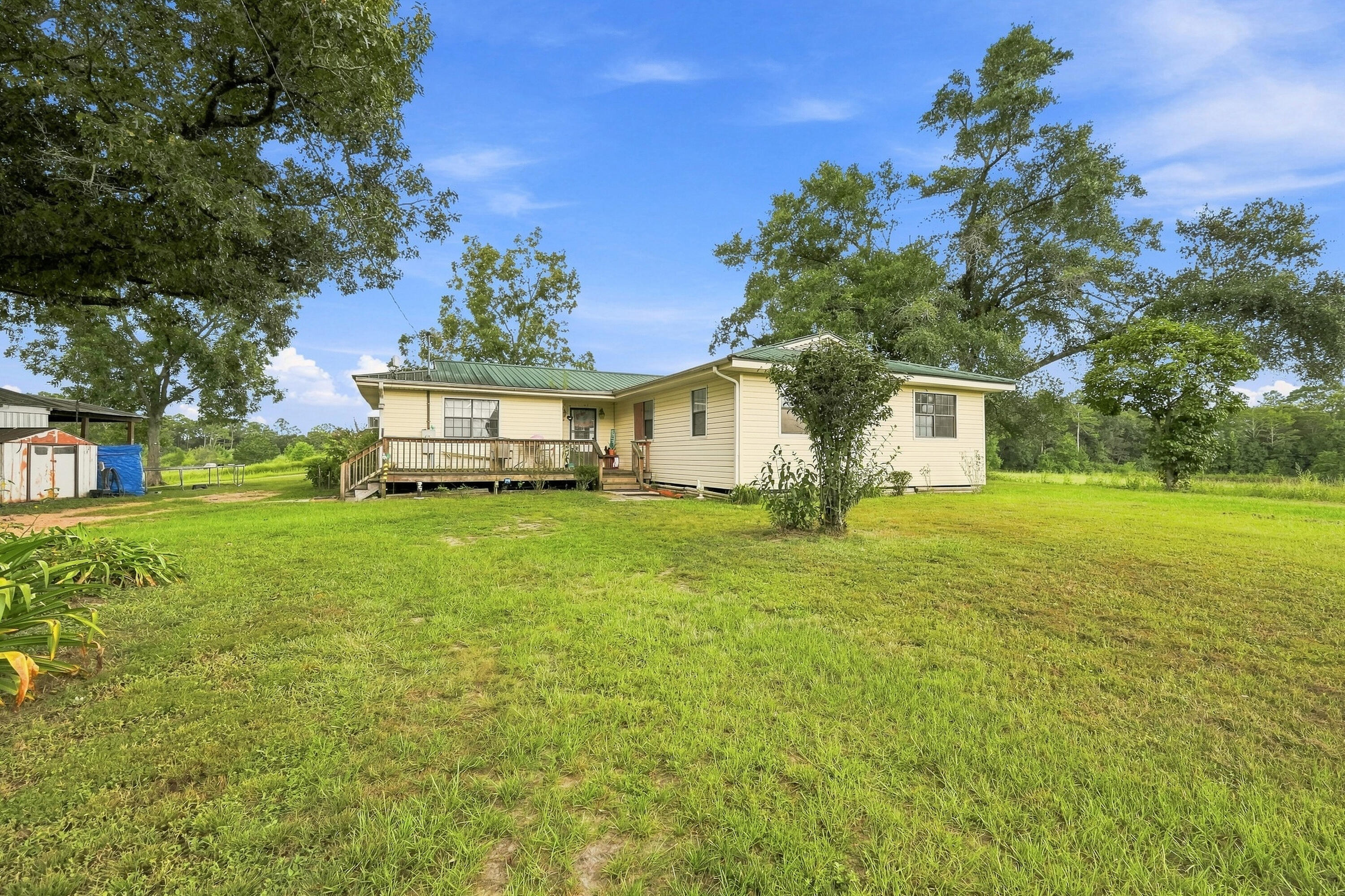 144 Icie Pine Rd Road Westville FL 32464