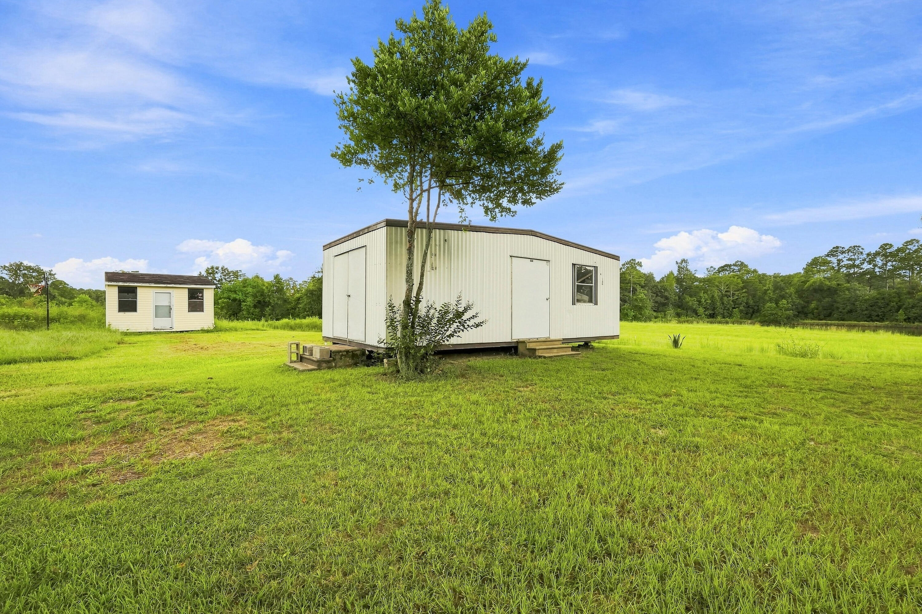 144 Icie Pine Rd Road Westville FL 32464