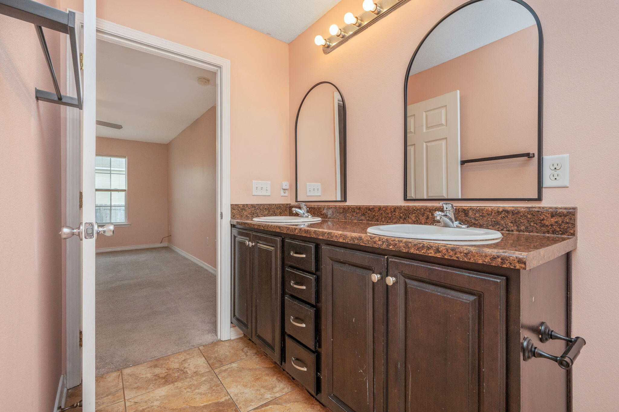 200 Wainwright Drive Crestview FL 32539