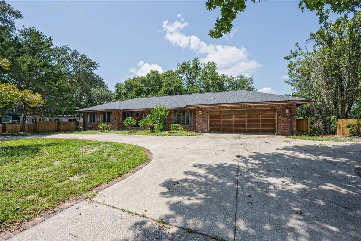 212 White Street Niceville FL 32578