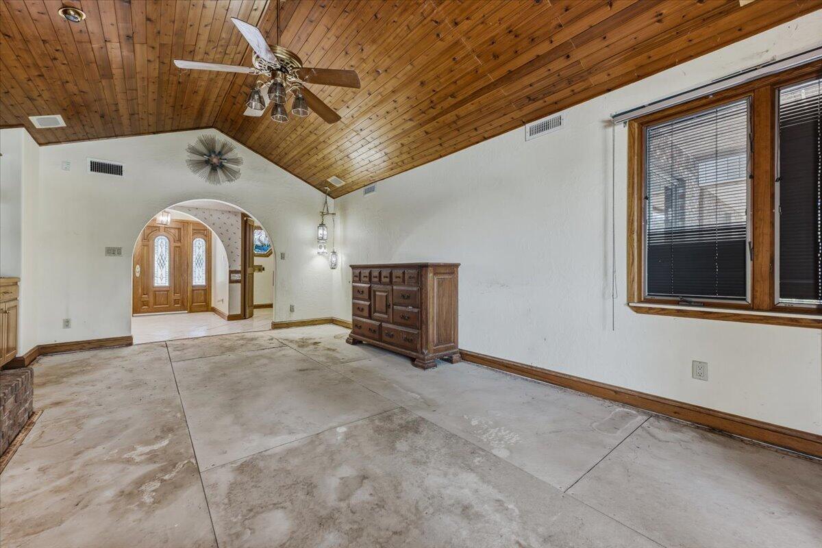 212 White Street Niceville FL 32578