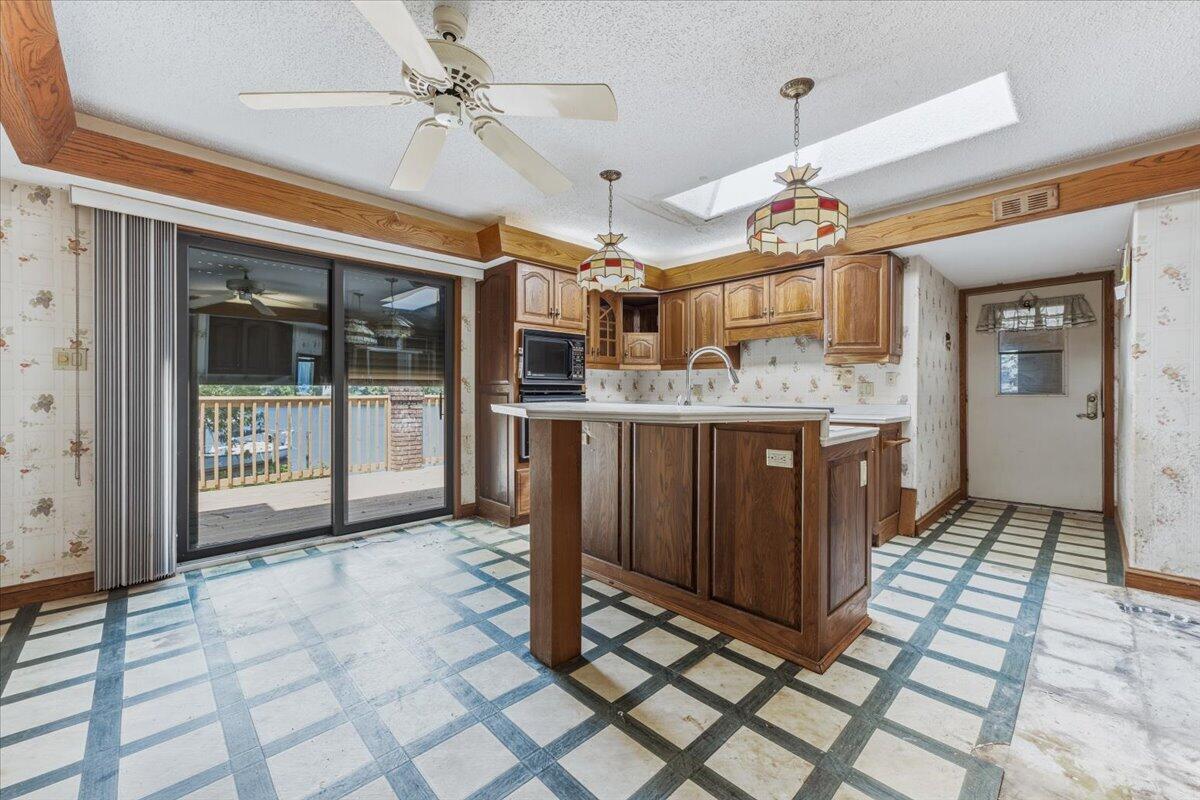 212 White Street Niceville FL 32578