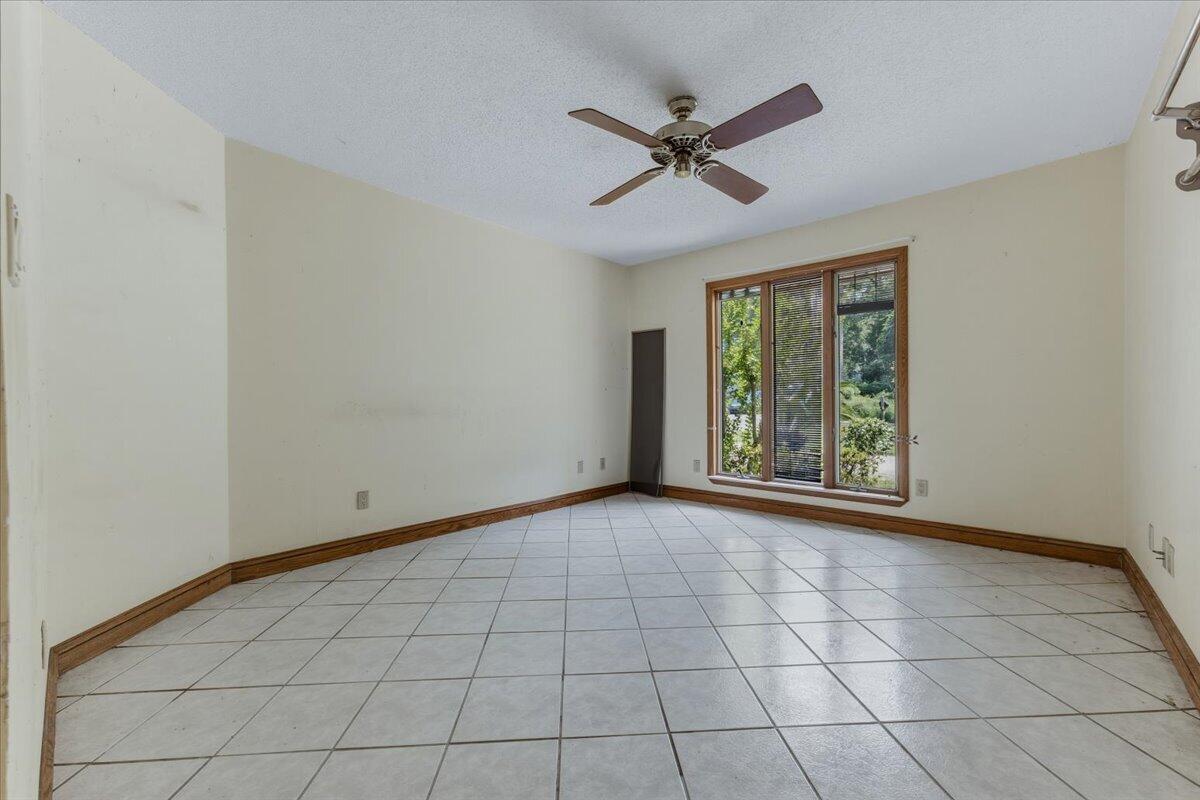 212 White Street Niceville FL 32578