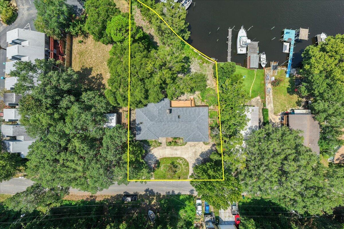 212 White Street Niceville FL 32578