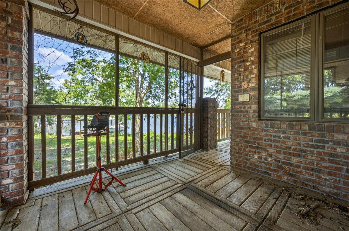 212 White Street Niceville FL 32578