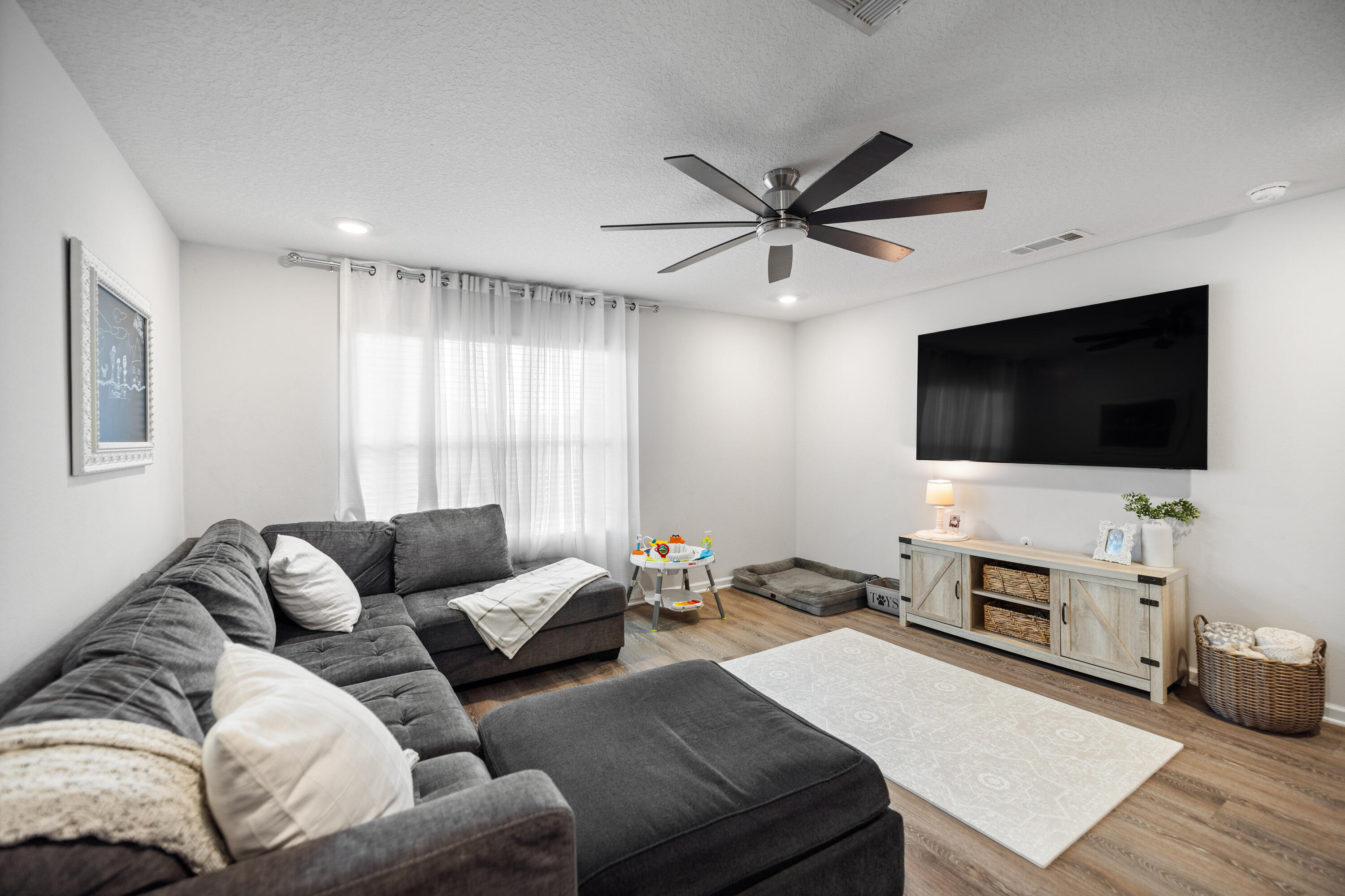211 Laurel Hill Street Crestview FL 32539