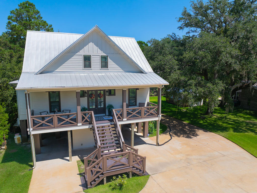 400 Pitts Bayshore Drive Freeport FL 32439