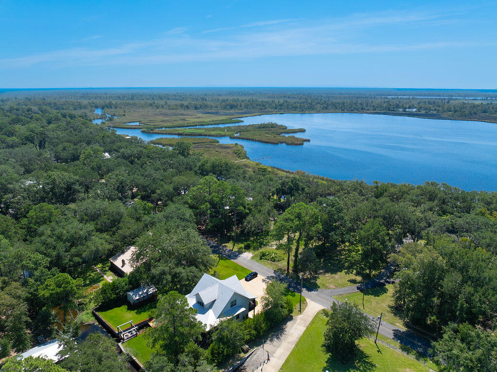 400 Pitts Bayshore Drive Freeport FL 32439