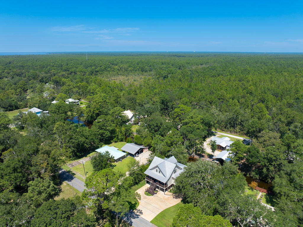 400 Pitts Bayshore Drive Freeport FL 32439