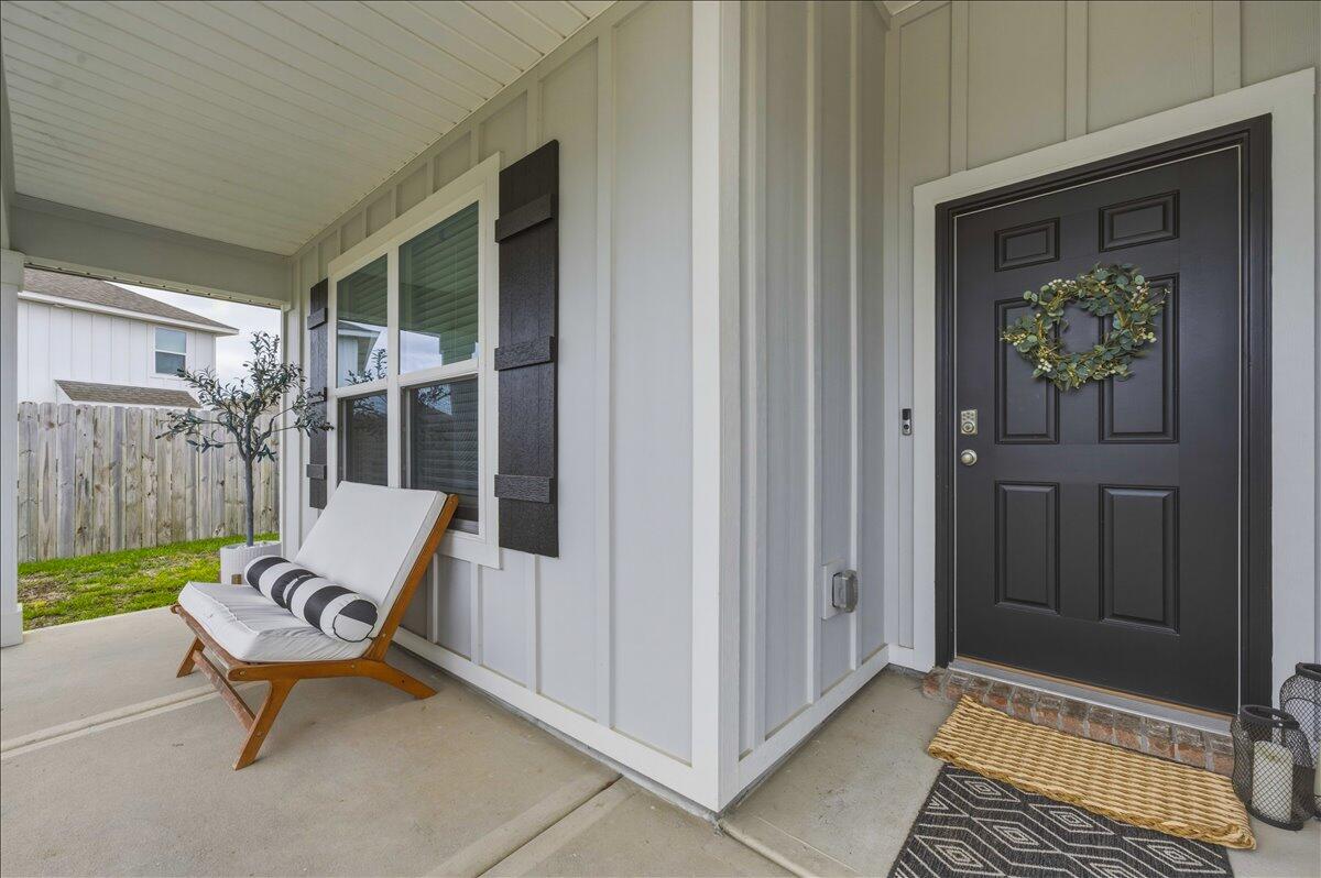 943 Sandbar Loop Crestview FL 32539