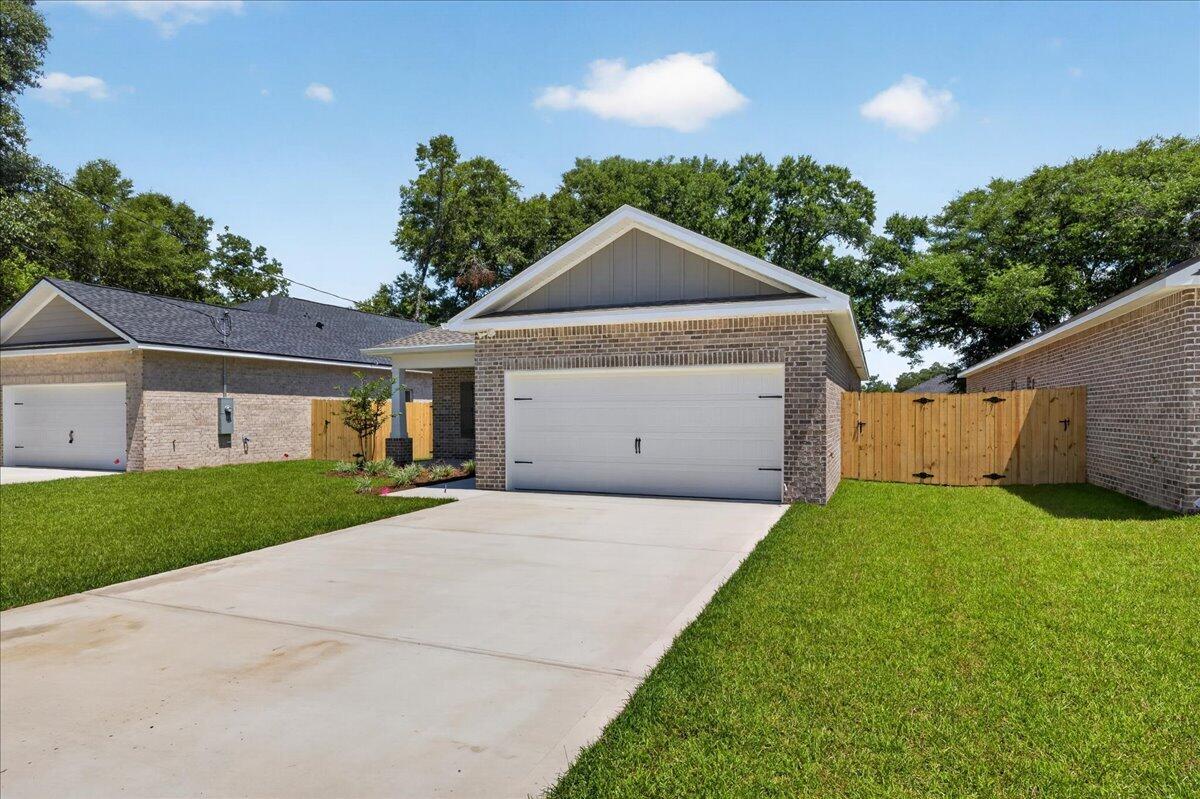 1607B 26th Street Niceville FL 32578