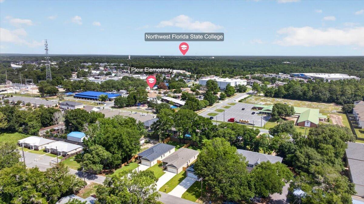 1607B 26th Street Niceville FL 32578