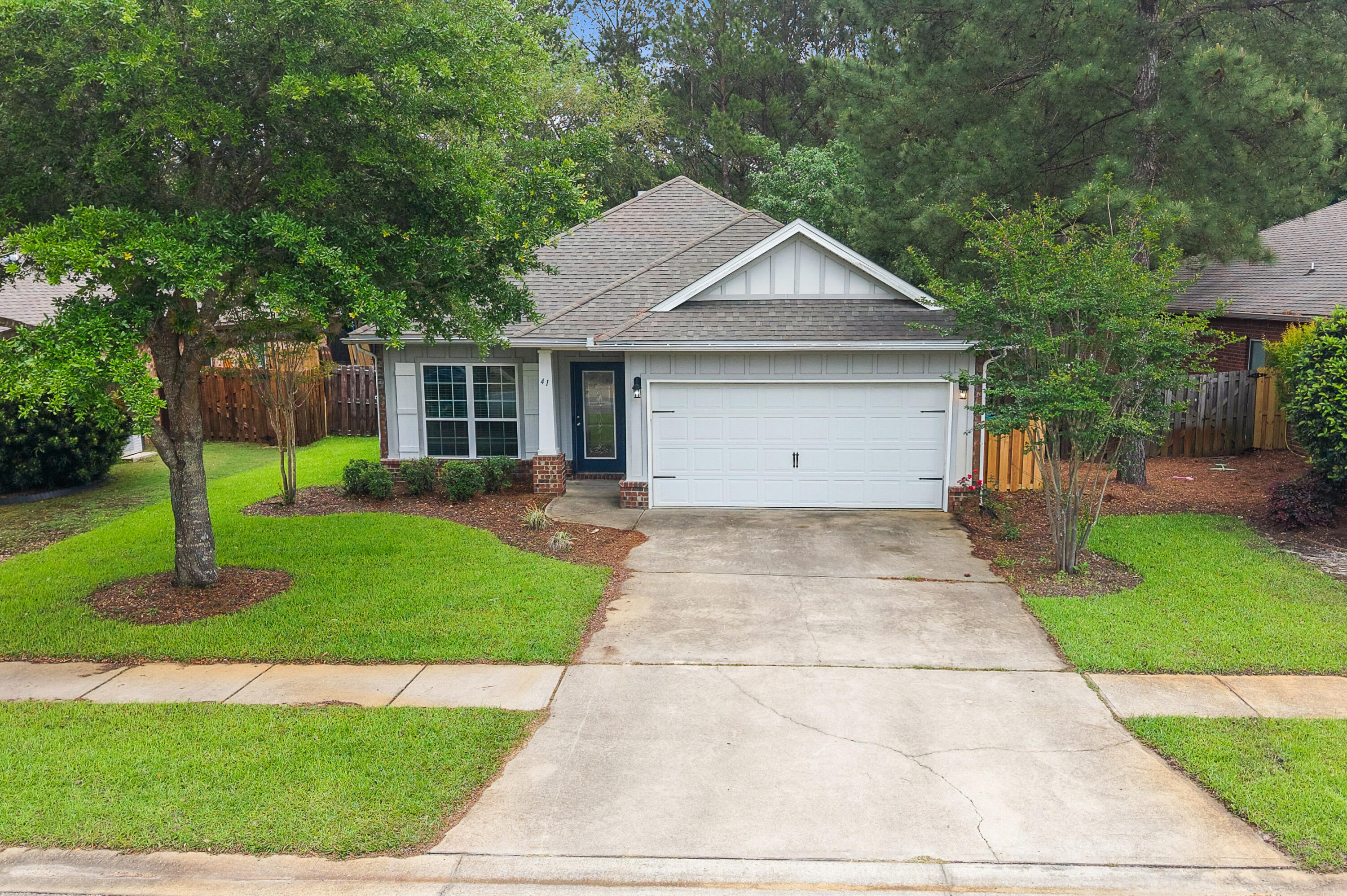 41 Dickens Drive Freeport FL 32439