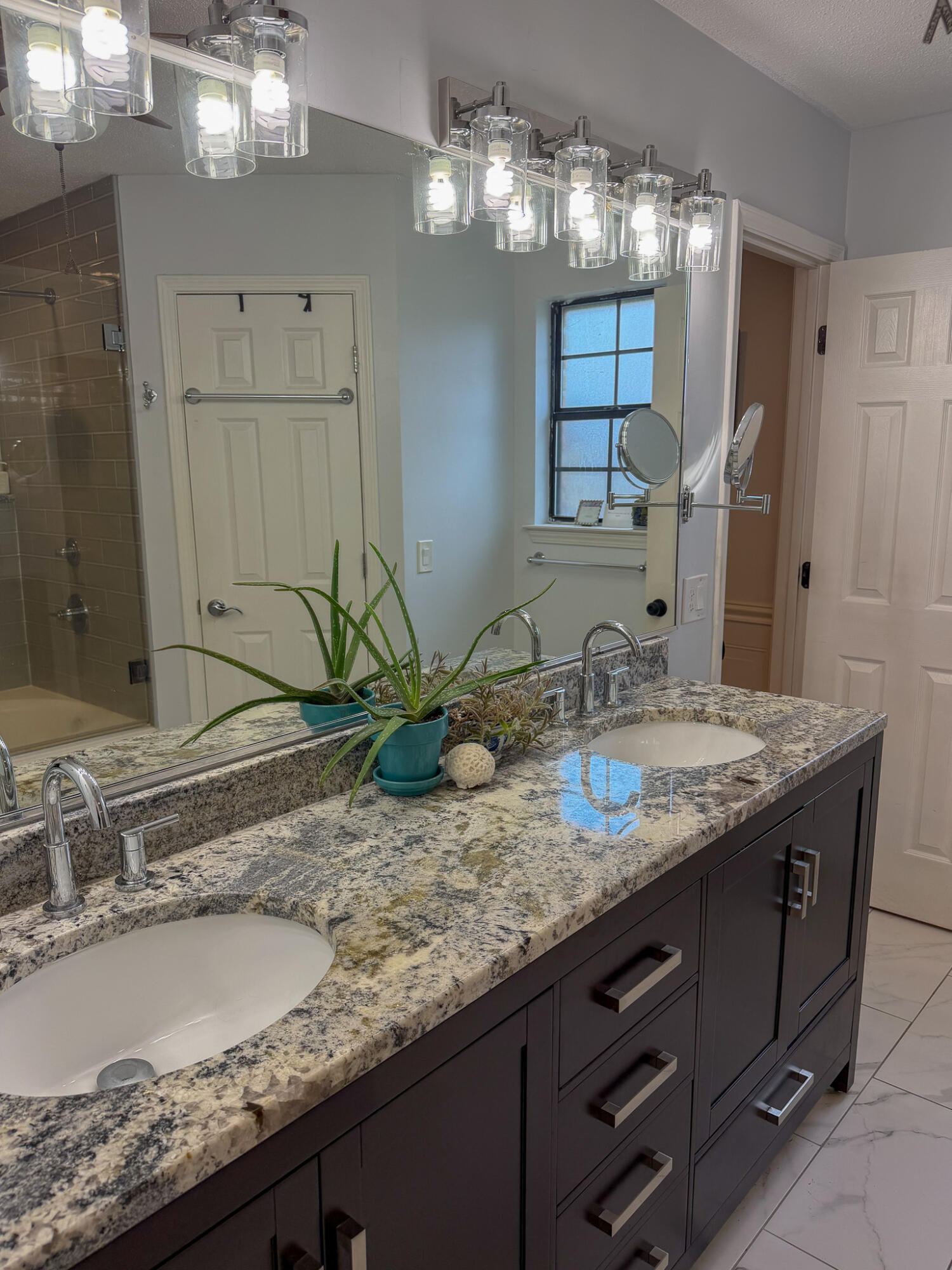 66 North Street Mary Esther FL 32569