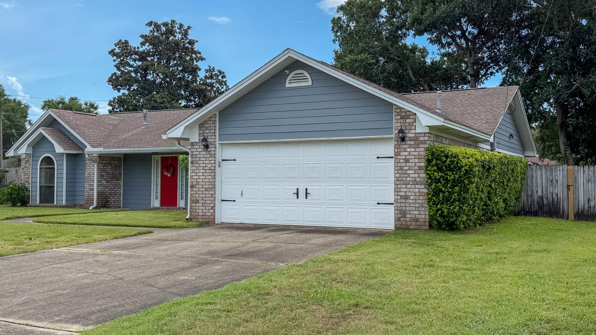 66 North Street Mary Esther FL 32569
