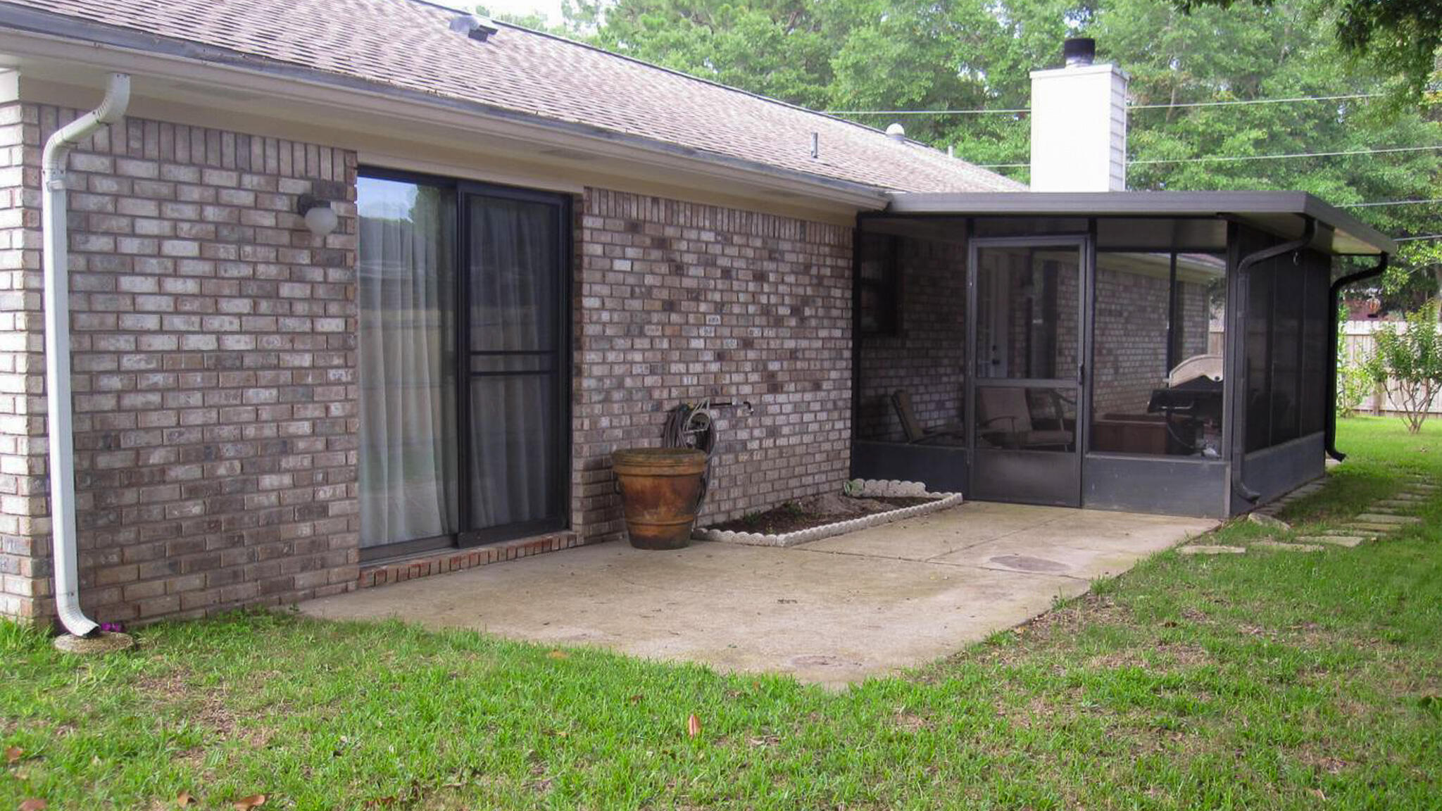 66 North Street Mary Esther FL 32569