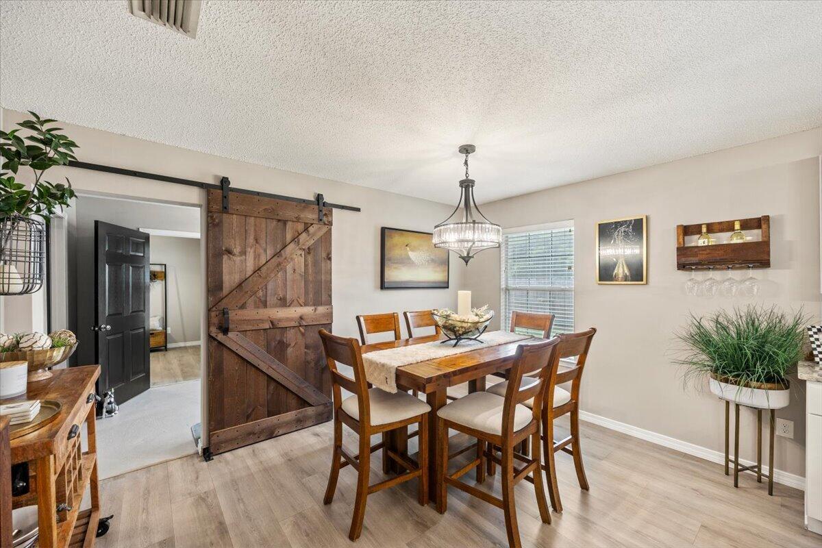 6613 Fairmont Street Navarre FL 32566