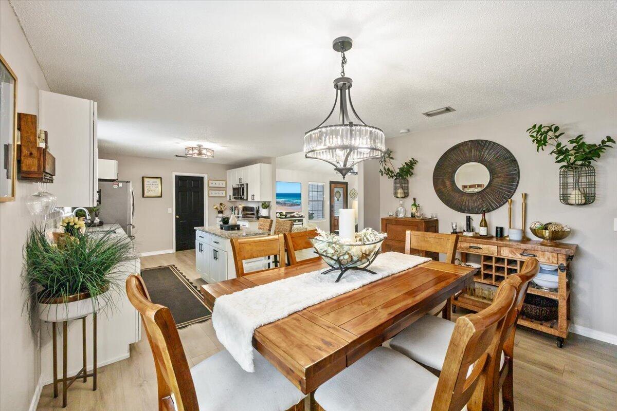 6613 Fairmont Street Navarre FL 32566