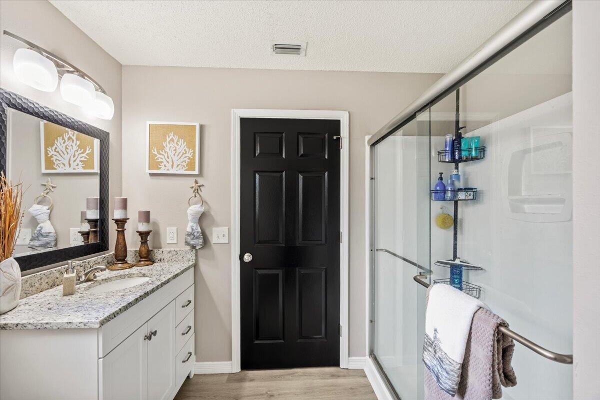 6613 Fairmont Street Navarre FL 32566