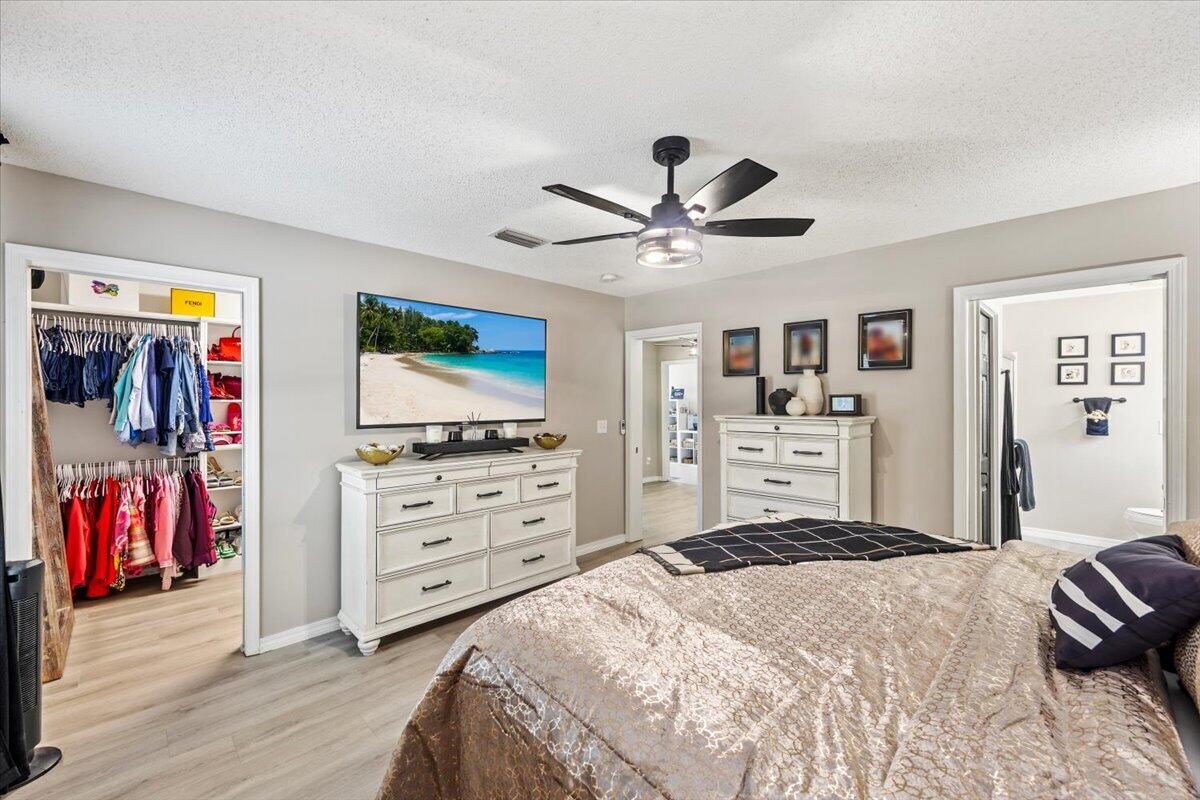 6613 Fairmont Street Navarre FL 32566