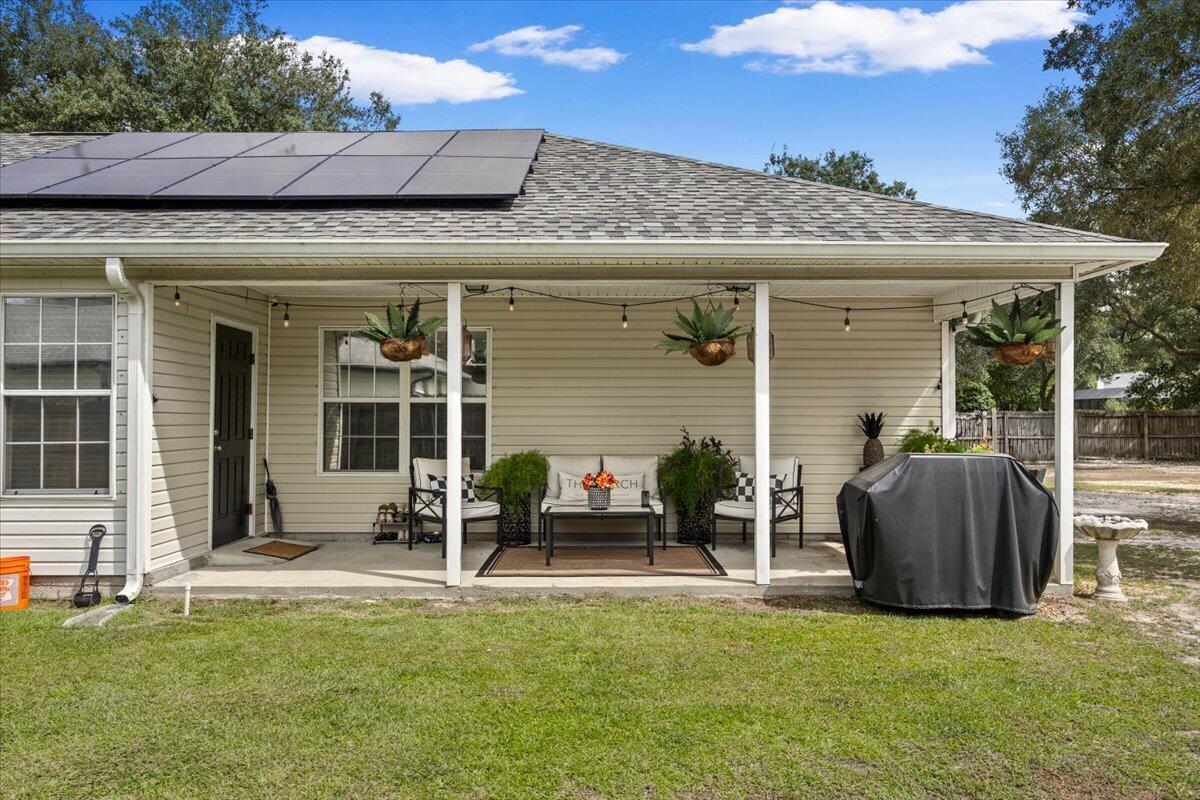 6613 Fairmont Street Navarre FL 32566