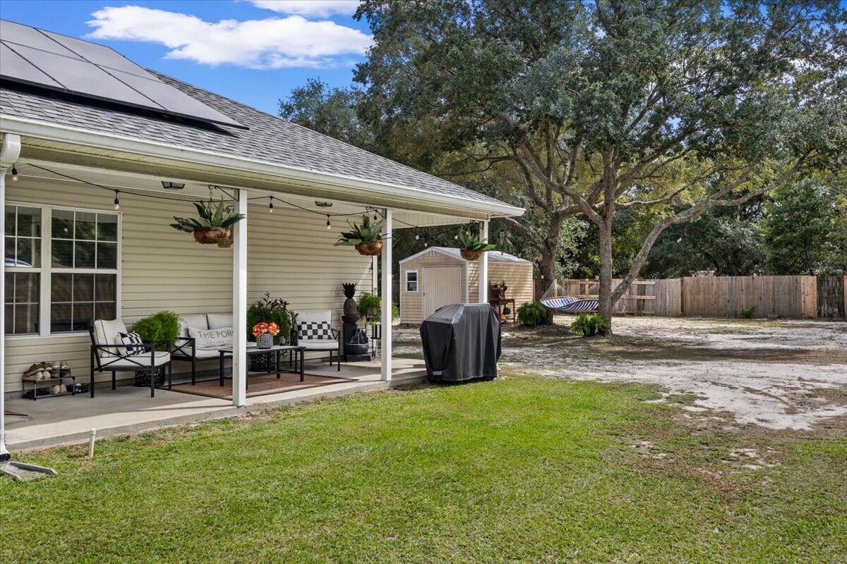 6613 Fairmont Street Navarre FL 32566
